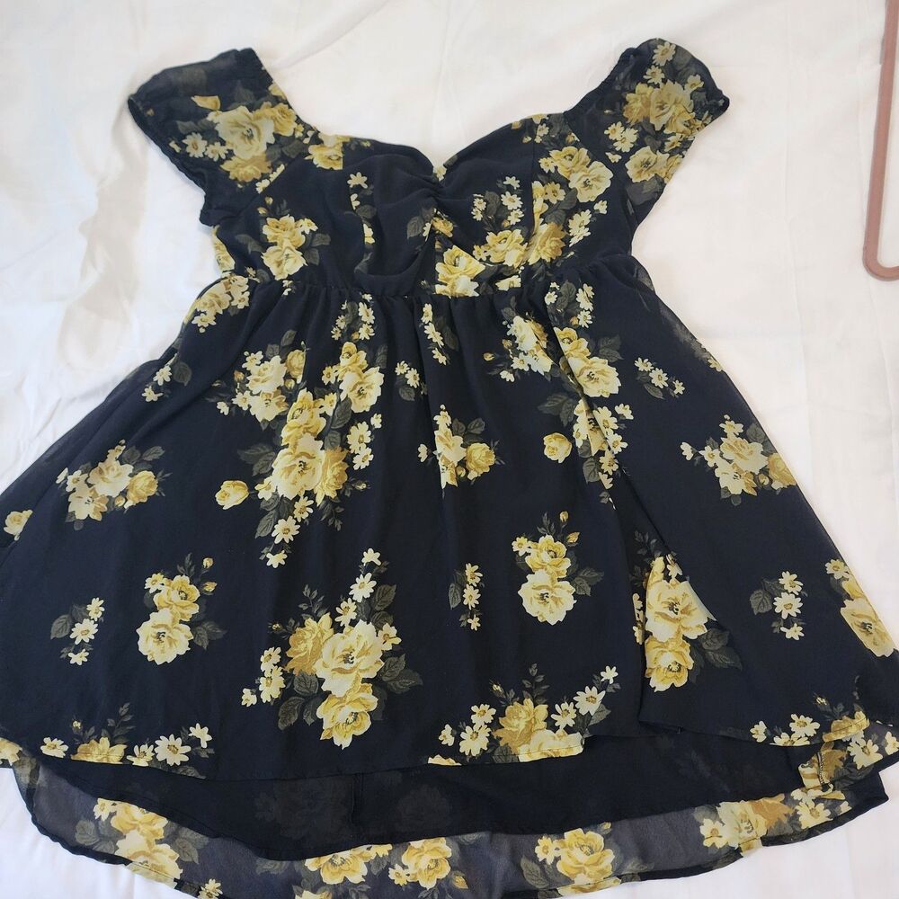 Torrid BABY DOLL Floral Top Blouse Off-the-Shoulder BLACK & YELLOW Sz 2 (18/20)